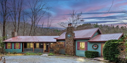 1590 Shulls Mill Road, Boone