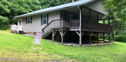 1581 River Front Drive, Jefferson