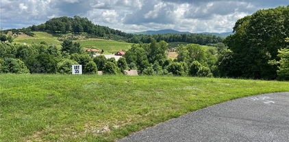 TBD Hollowcrest, Newland