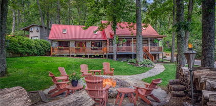 11 Cabin Cove Lane, Banner Elk