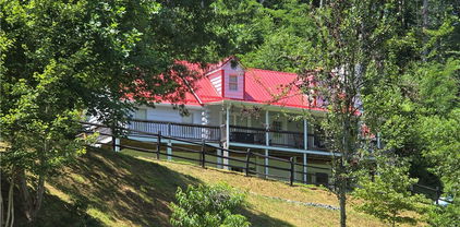 283 Deer Ridge Road, Crumpler