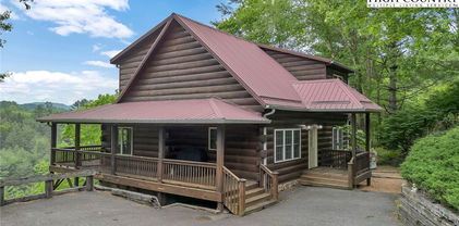 573 Canawhay Drive, Jefferson