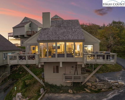 105 Beechtop Road, Beech Mountain