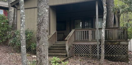 210 Laurel Lane, Newland
