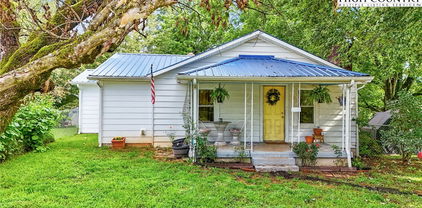 3570 Hollywood Ridge Road, Lenoir
