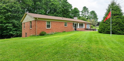 711 Possum Hollow Road, Blowing Rock
