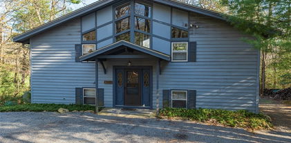 377 Deer Run Road, Roaring Gap