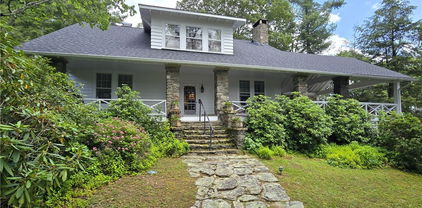 135 Dogwood Lane, Blowing Rock