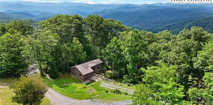 1395 Pilot Ridge Road, Blowing Rock
