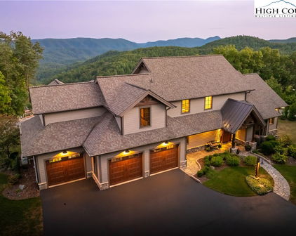 2274 Reynolds Parkway, Boone