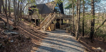 1027 Laurel Circle E, Deep Gap