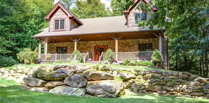 161 Cobblestone Bridge Lane, Banner Elk