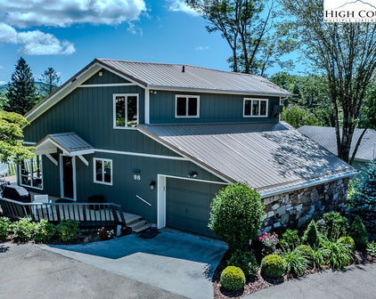 98 Pine Ridge Loop, Newland