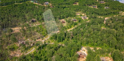 S27 Eagle Rock Path, Banner Elk