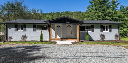 1175 Bamboo Road Unit 1,2,3 & 4, Boone