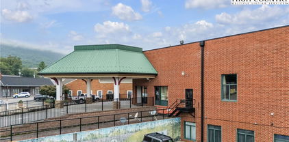 201 Jefferson Station Place Unit 201, West Jefferson