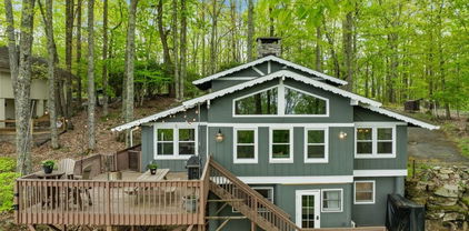 844 Pine Ridge Road, Beech Mountain