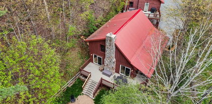 909 Niley Cook Road, Blowing Rock