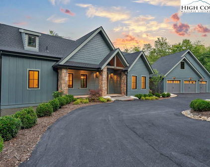 212 Echo Run, Blowing Rock