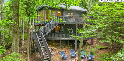 321 Charter Hills Road, Beech Mountain