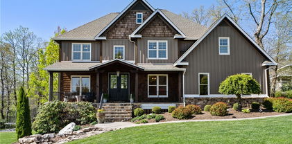 162 Pinecrest Court, Boone