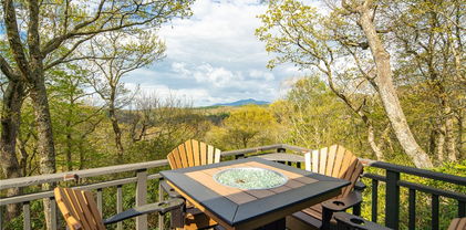 448 Ski Crest Park, Blowing Rock