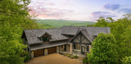 856 Ninebark Road, Boone