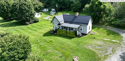 153 Station Drive, West Jefferson