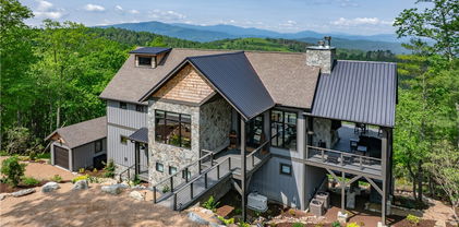 148 Firestone Lane, Elk Park