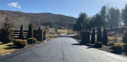 TBD Summit View Parkway, Spruce Pine