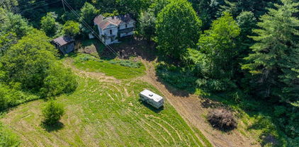 10892 NC Hwy 16 N, Grassy Creek