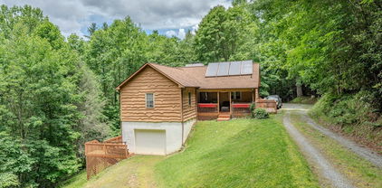 327 Mountain Flower Road, Banner Elk