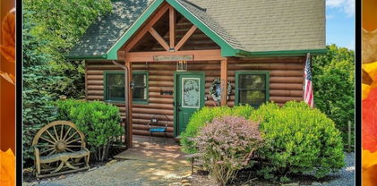 240 Deer Knoll Drive, Piney Creek