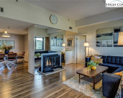 303 Sugar Top Drive Unit 2313, Sugar Mountain