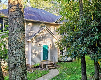 371 Coolwoods Drive, Boone