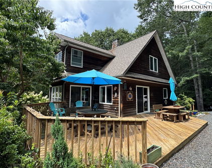 1010 Campbell Glen Lane, Fleetwood