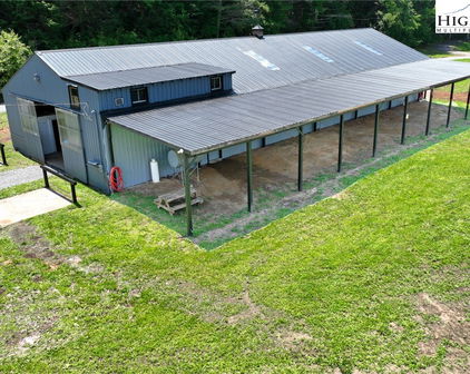 2941 Roby Martin, Lenoir