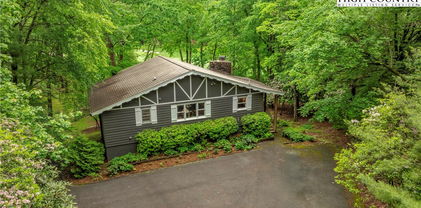 1207 Ridge Road, Glade Valley