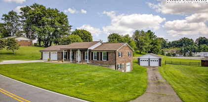 236 Memorial Park Drive, Sparta