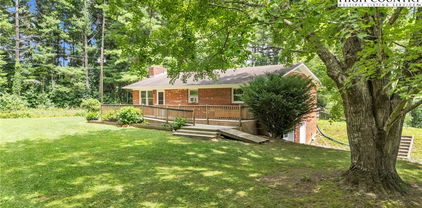 468 NC Highway 16, Crumpler