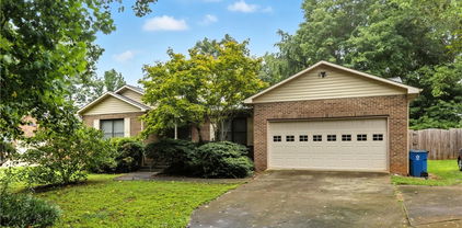 5216 Bethel Church Road, Hickory