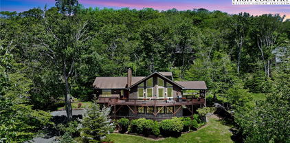 838 Shelter Rock Circle, Sugar Mountain
