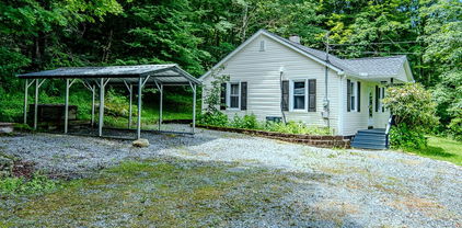 450 Arnett Road, Banner Elk