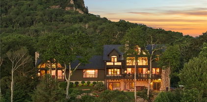 45 Dunbarton Road, Banner Elk