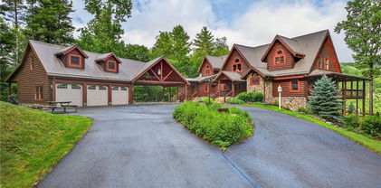 904 Bryan Hollow Road, Boone