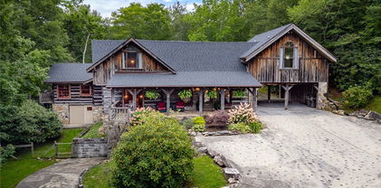 164 Avery County High School Road, Newland
