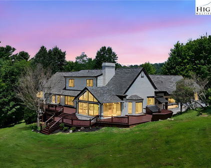 140 Wilson Ridge Road, Boone