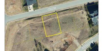 405 SE Whitmore Street, Lenoir