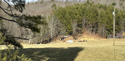 529 Will Glenn Road, Sugar Grove