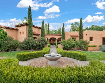 Los Ranchos Area